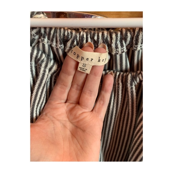 💛HOST PICK💛Summer Tank - Picture 2 of 2